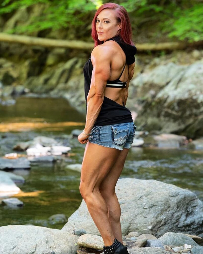 Katie Lee Greatest Physiques   Katie Lee.06 820x1024 