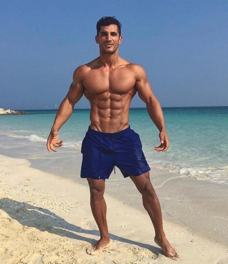 Akbar Sarbaz - Greatest Physiques